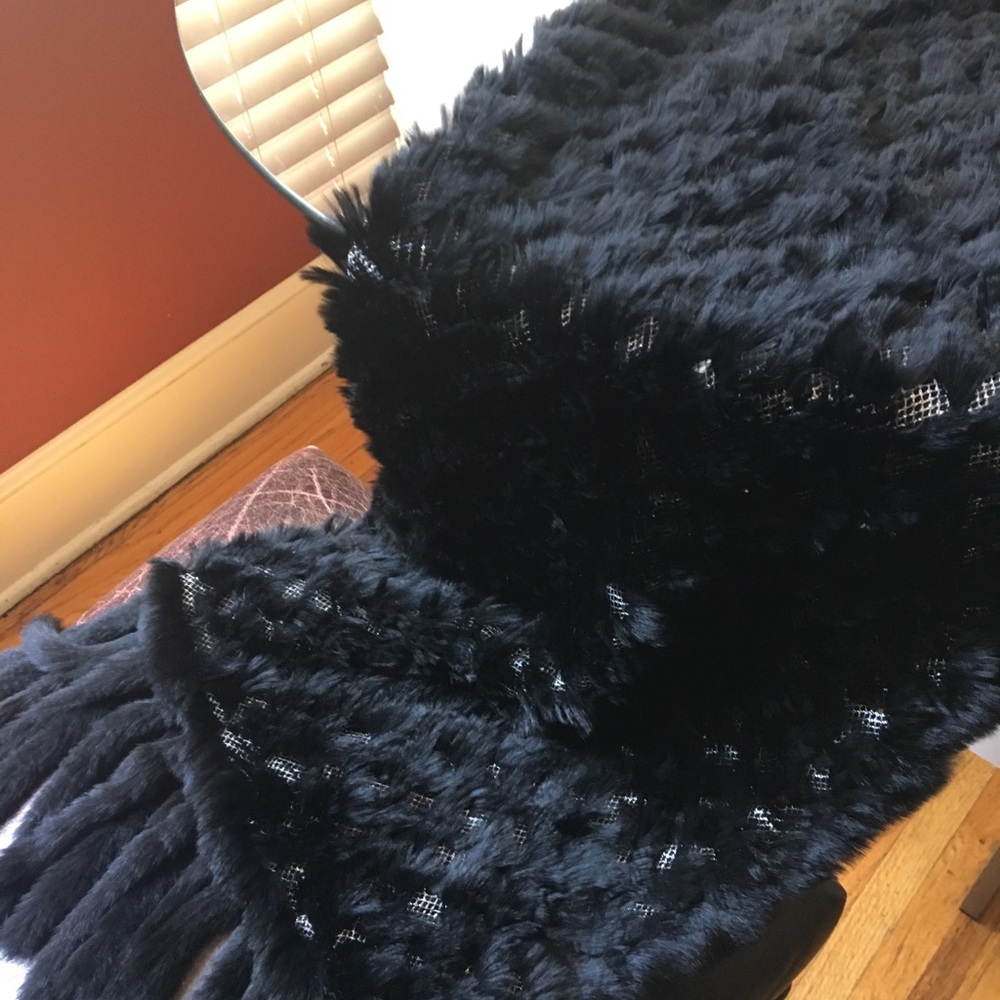 Mink shawl with embedded mesh